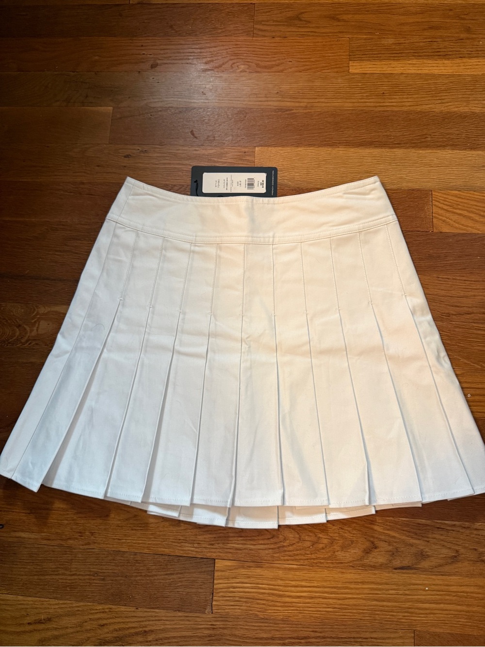 NWT French Connection Pleated Mini Skirt Size 2